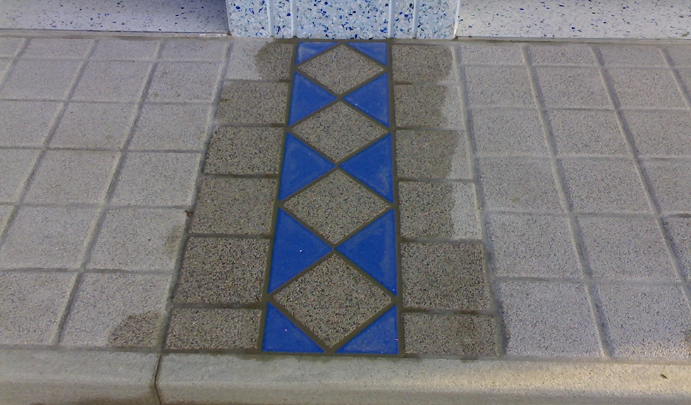 Pavimenti esterni per supermercati Modena